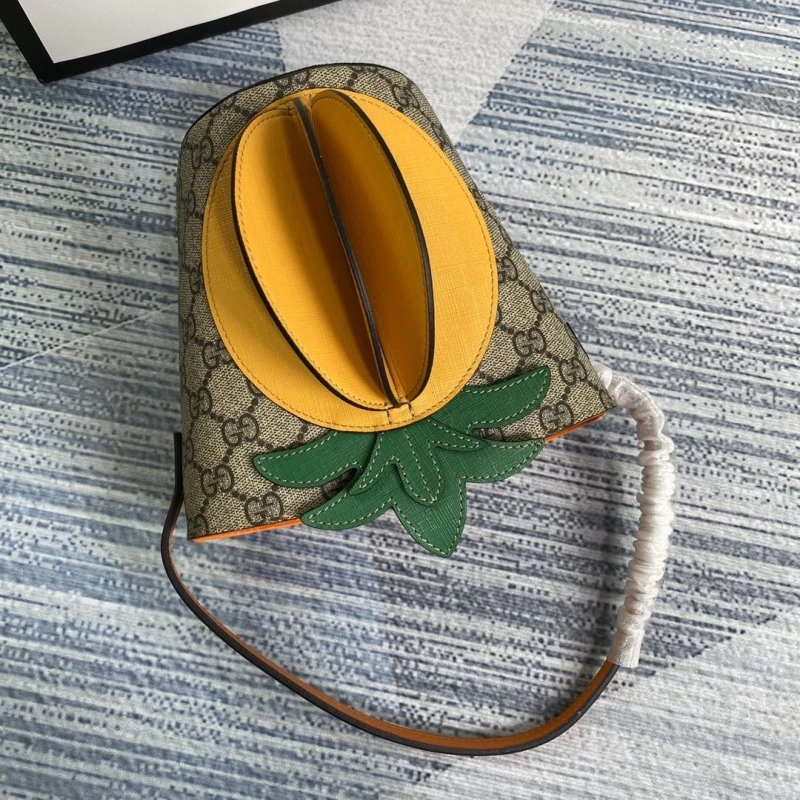 Gucci Shopping Bags 4360C-1350