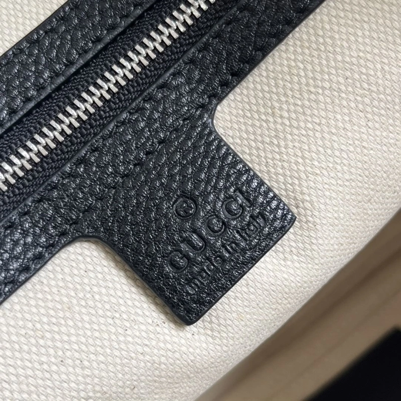 Mens Gucci Briefcases 4360C-1605