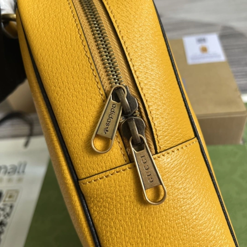 Gucci Top Handle Bags 4360C-1820