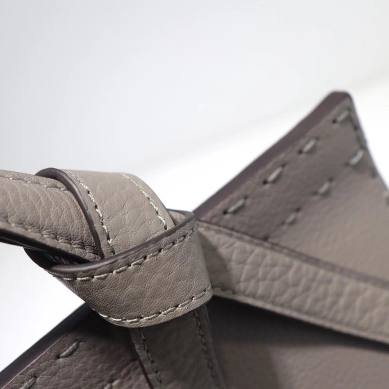 Gucci Top Handle Bags 4360C-1927