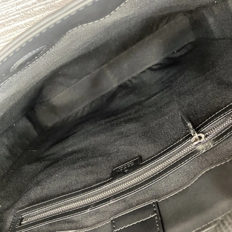 Mens Gucci Briefcases 4360C-2145