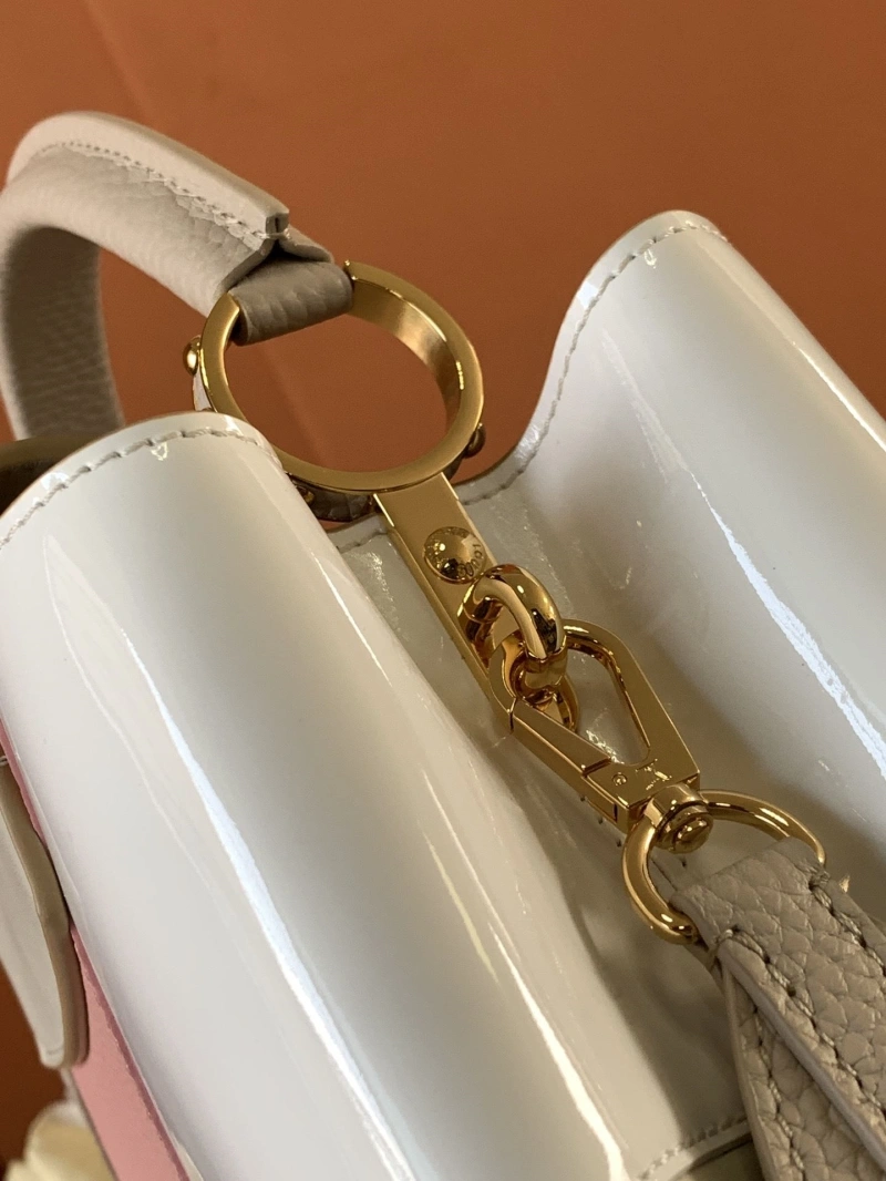 LV Capucines Bags 4365A-0022