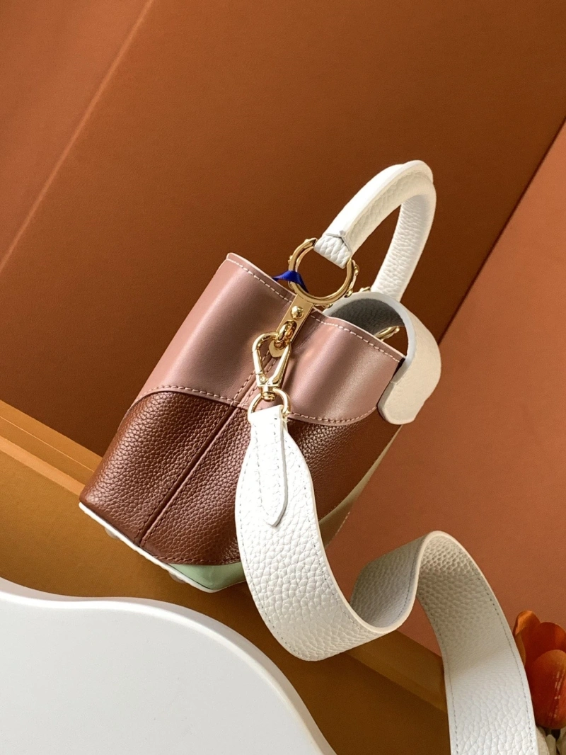 LV Capucines Bags 4365A-0023