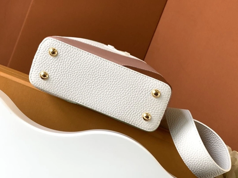 LV Capucines Bags 4365A-0023