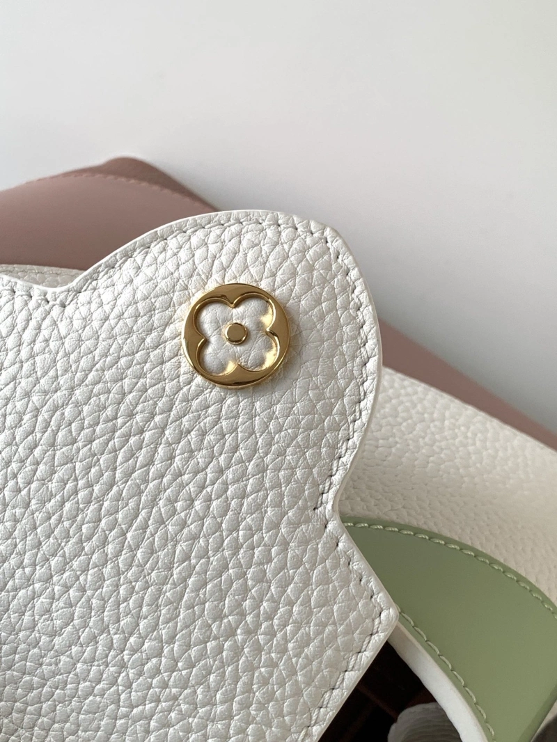 LV Capucines Bags 4365A-0023