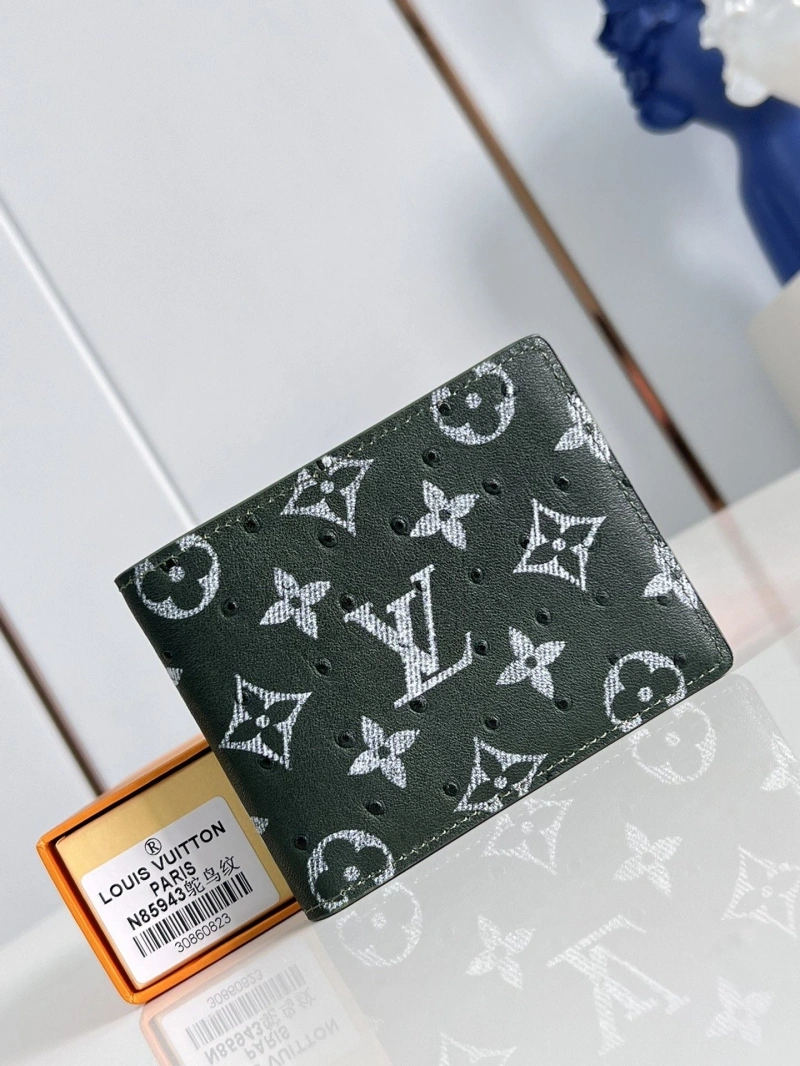 LV Wallets 4365A-0146