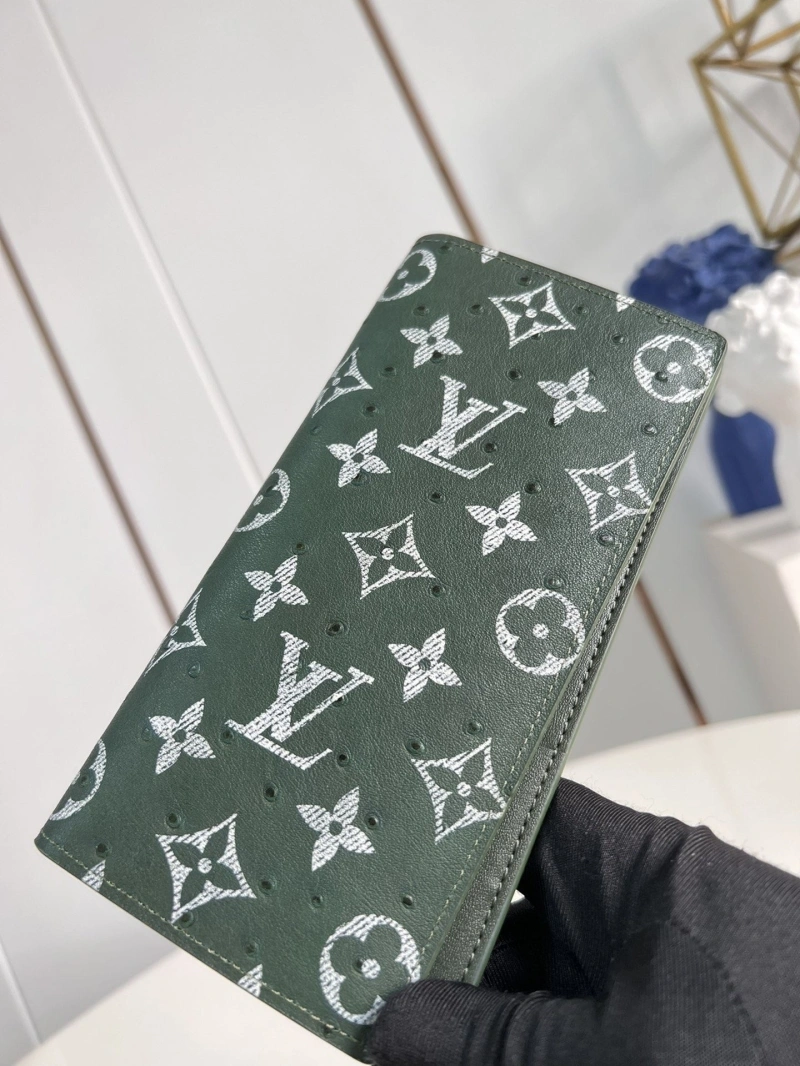 LV Wallets 4365A-0148