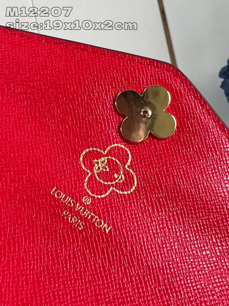 LV Wallets 4365A-0166