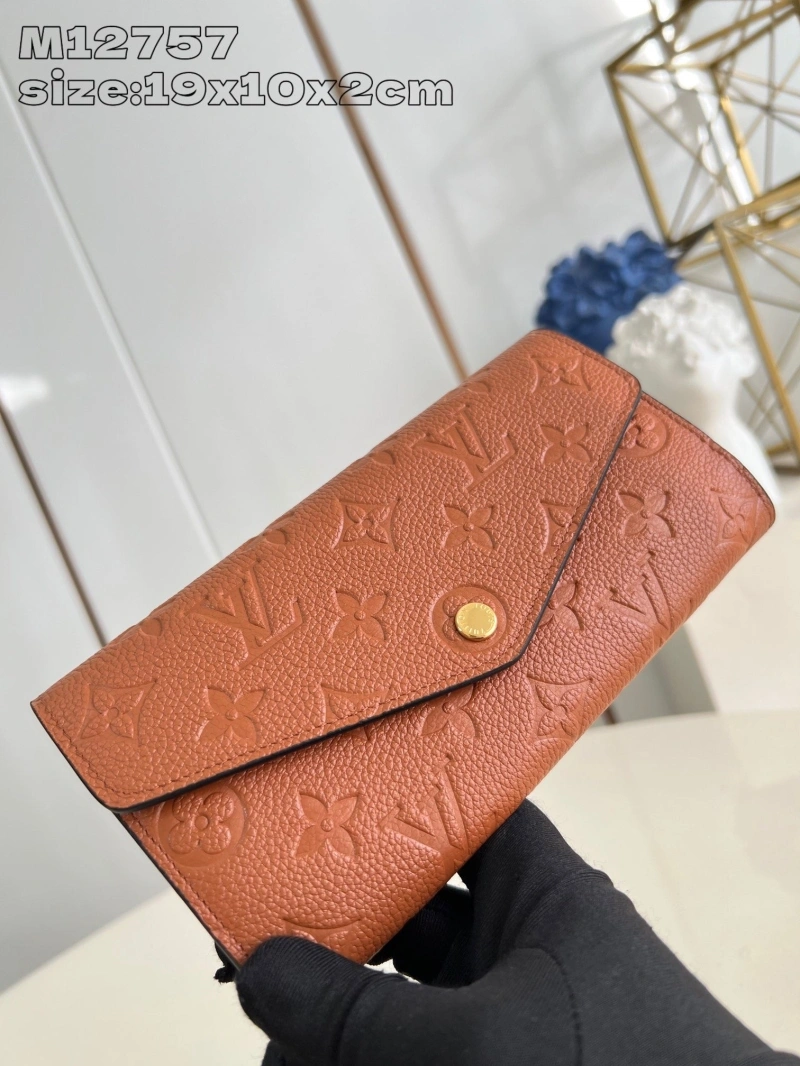 LV Wallets 4365A-0212