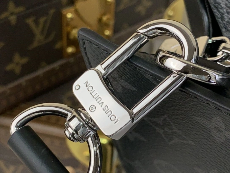 LV Mens Briefcases 4365A-0233