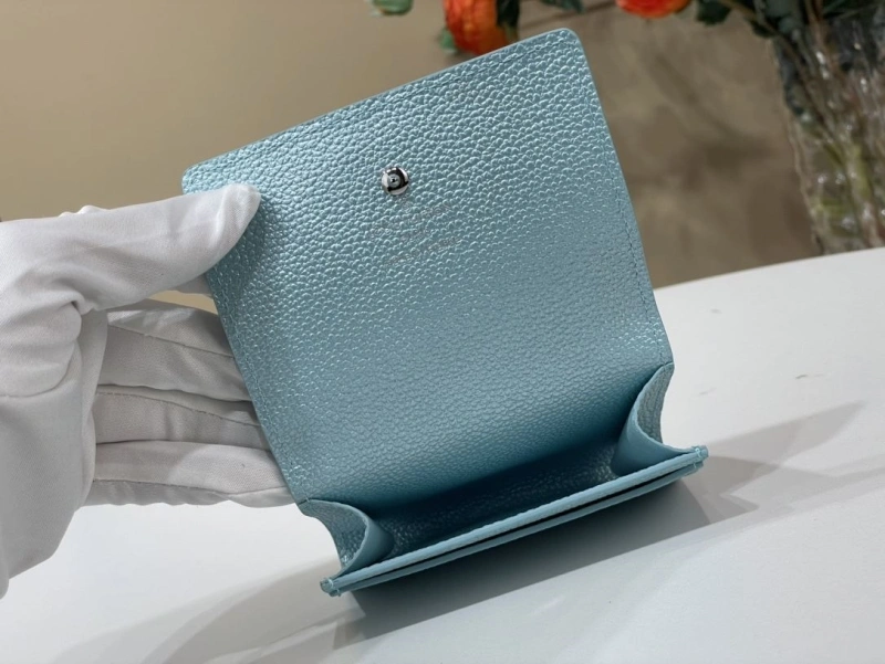 LV Wallets 4365A-0296