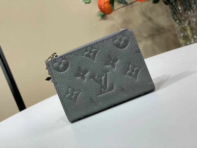 LV Wallets 4365A-0304