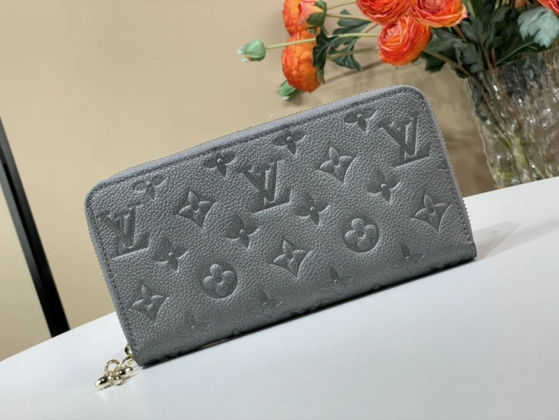LV Wallets 4365A-0308