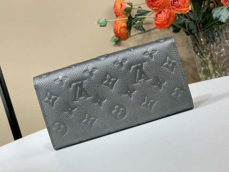LV Wallets 4365A-0309