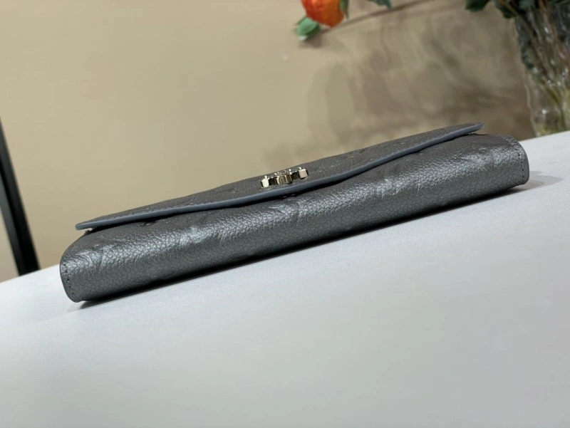 LV Wallets 4365A-0309