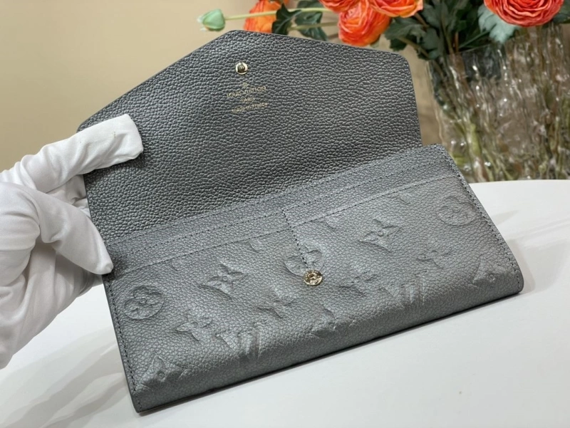 LV Wallets 4365A-0309