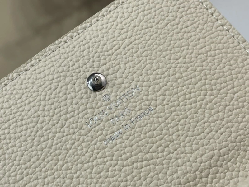 LV Wallets 4365A-0313