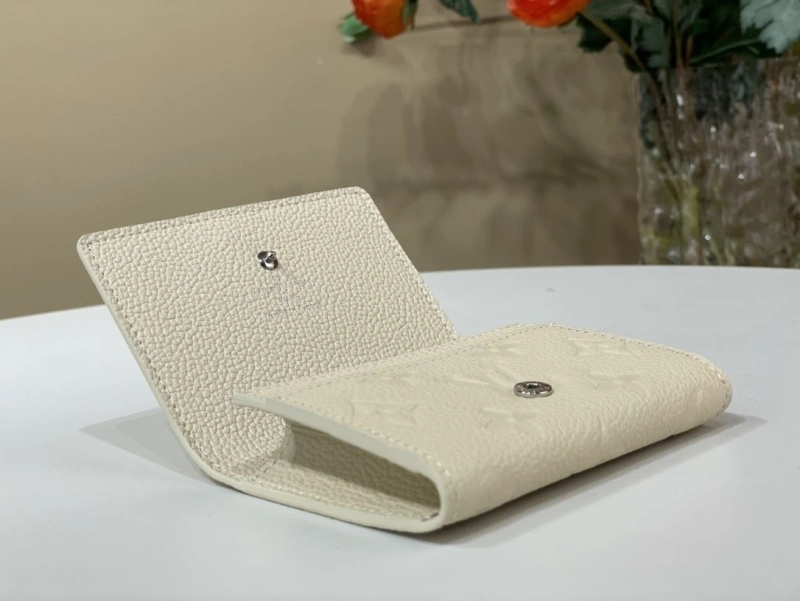 LV Wallets 4365A-0313