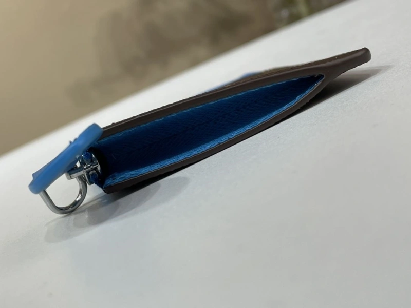 LV Wallets 4365A-0321