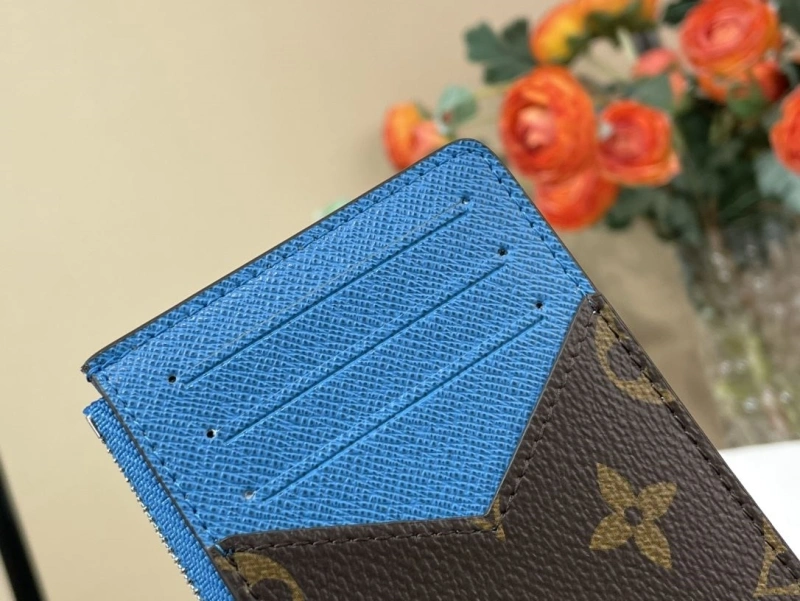 LV Wallets 4365A-0321