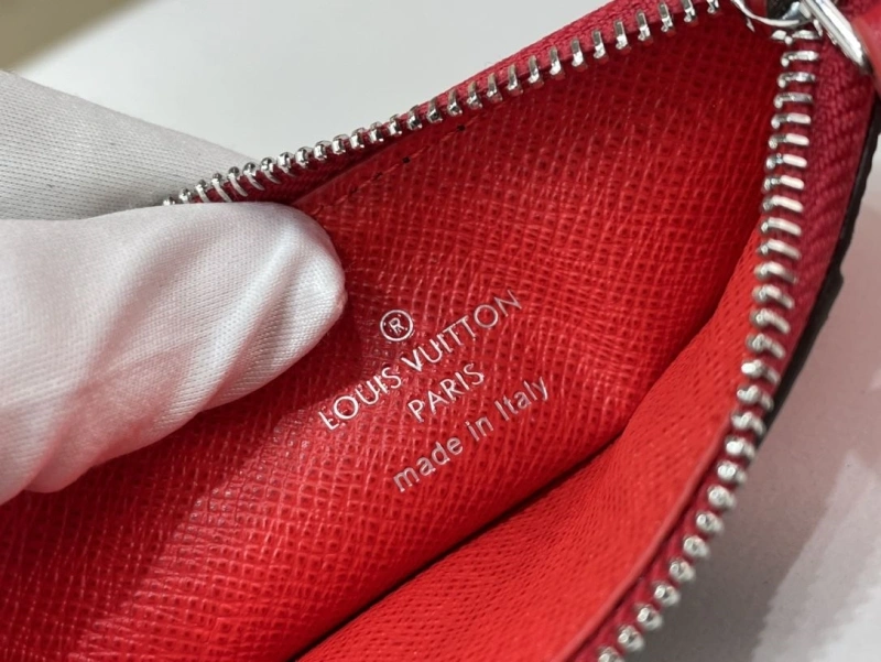 LV Wallets 4365A-0323