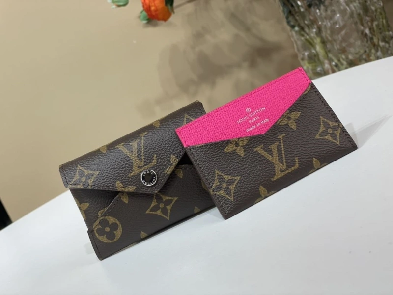 LV Wallets 4365A-0325