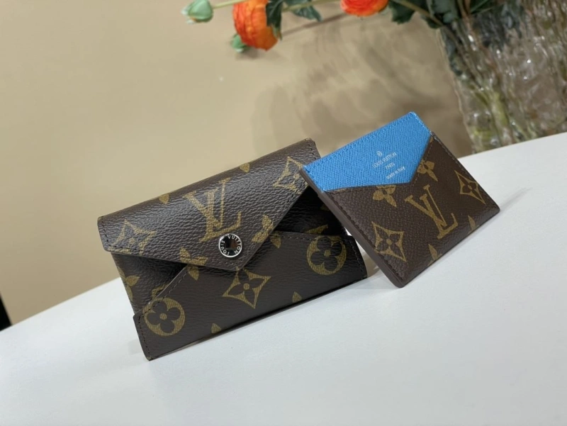 LV Wallets 4365A-0326