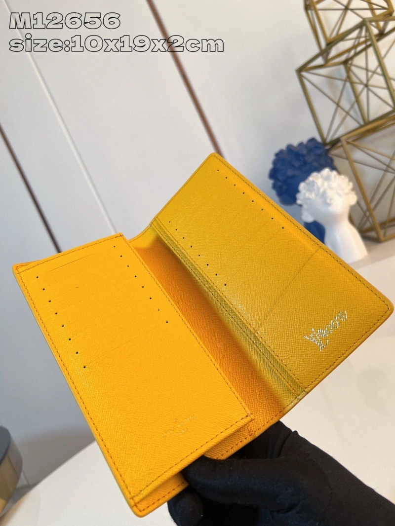 LV Wallets 4365A-0333