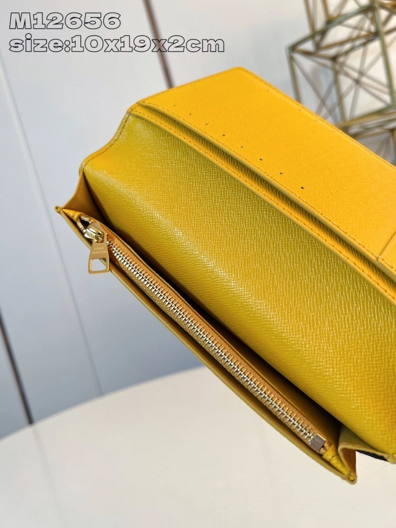 LV Wallets 4365A-0333