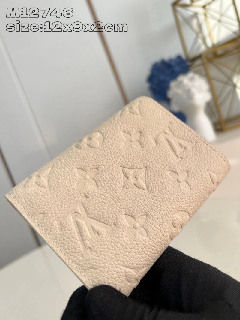 LV Wallets 4365A-0377