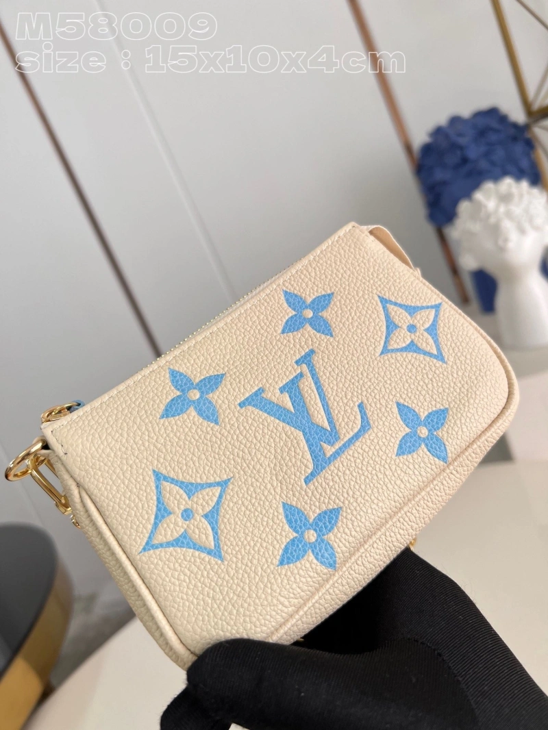 LV Clutch Bags 4365G-0074
