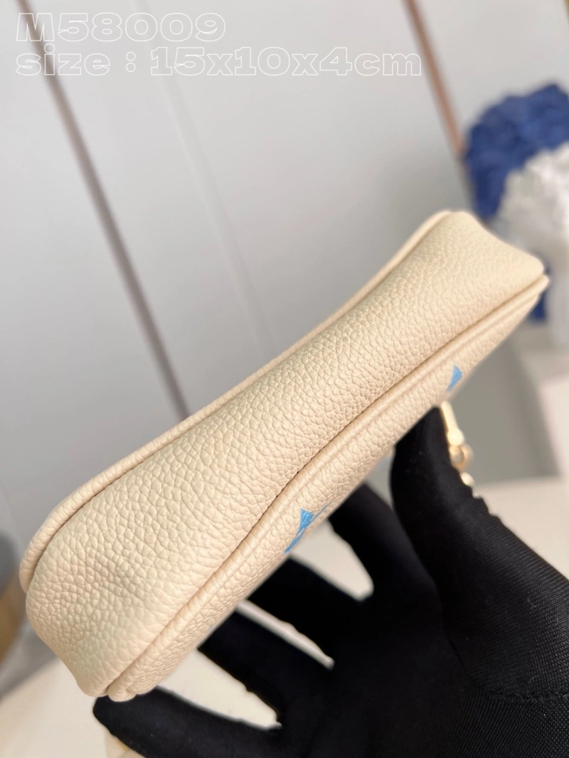 LV Clutch Bags 4365G-0074