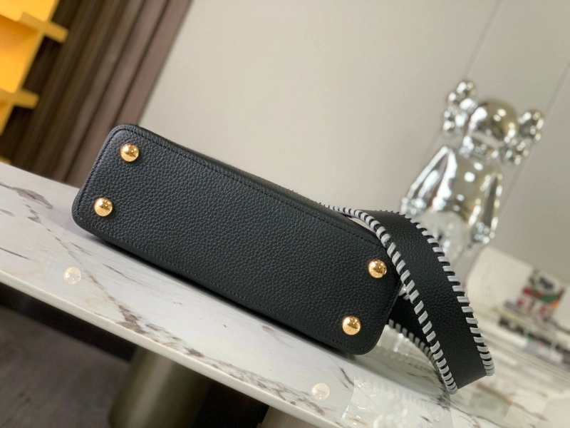 LV Capucines Bags 4365H-0032