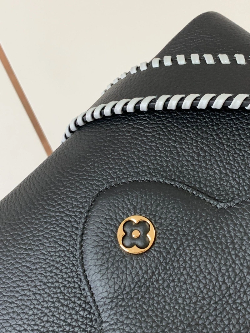 LV Capucines Bags 4365H-0032