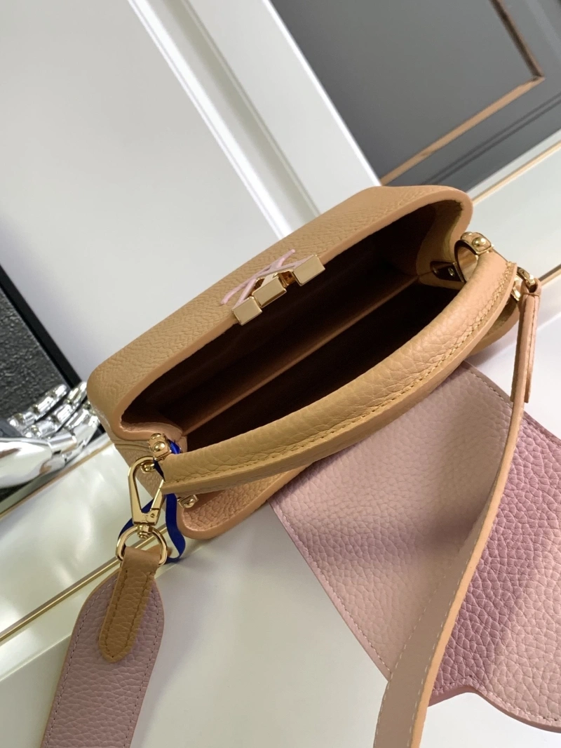 LV Capucines Bags 4365H-0057