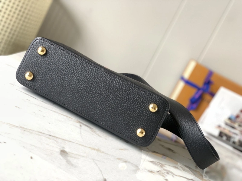 LV Capucines Bags 4365H-0063