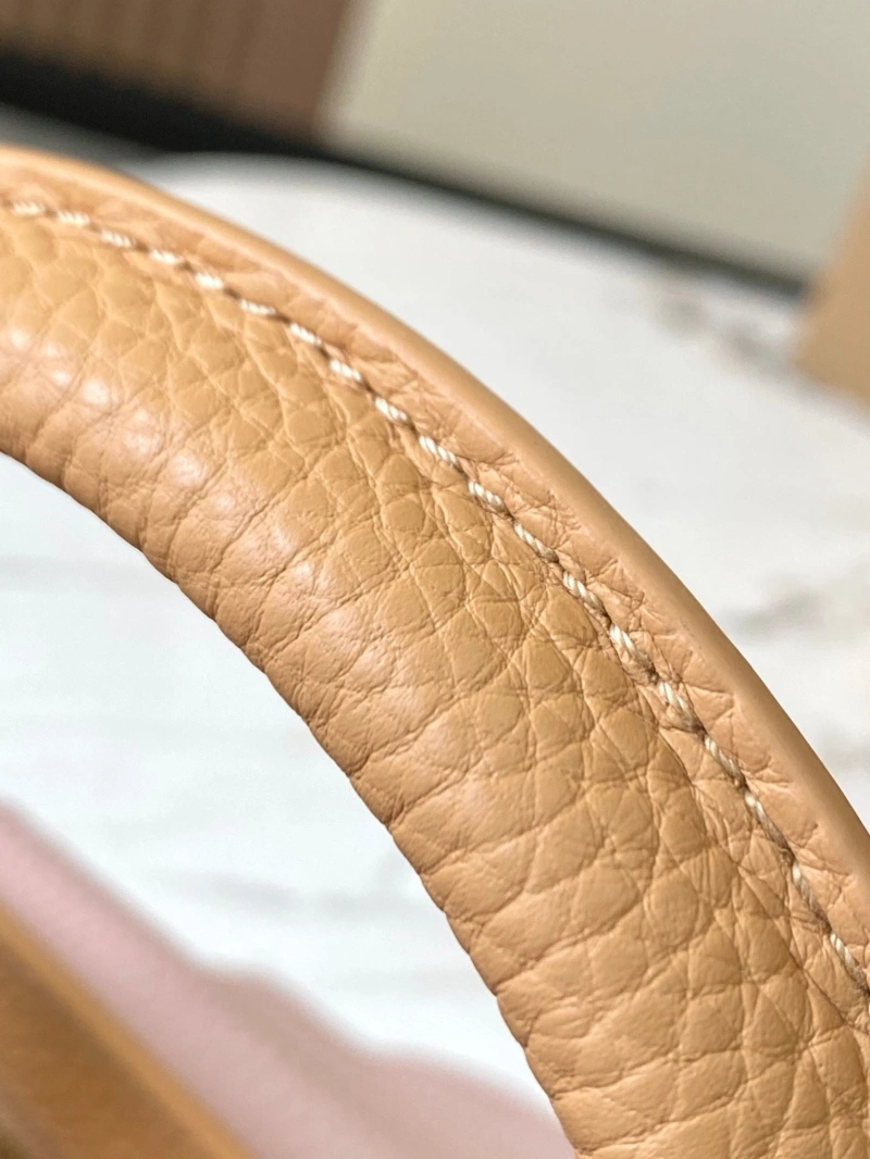 LV Capucines Bags 4365H-0076