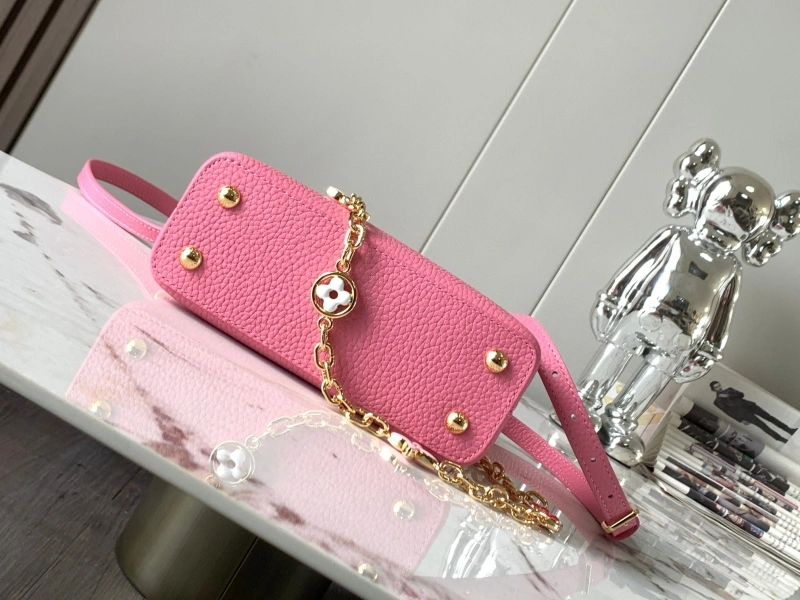 LV Capucines Bags 4365H-0081