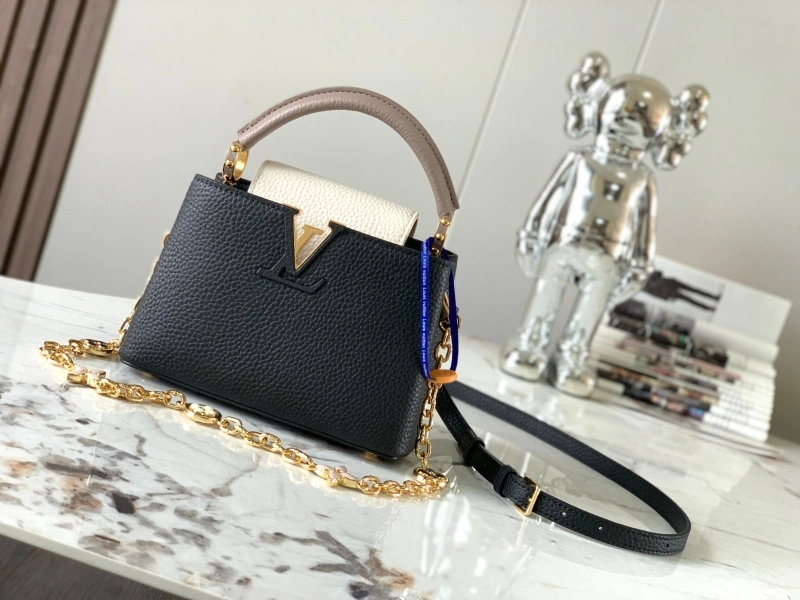 LV Capucines Bags 4365H-0085