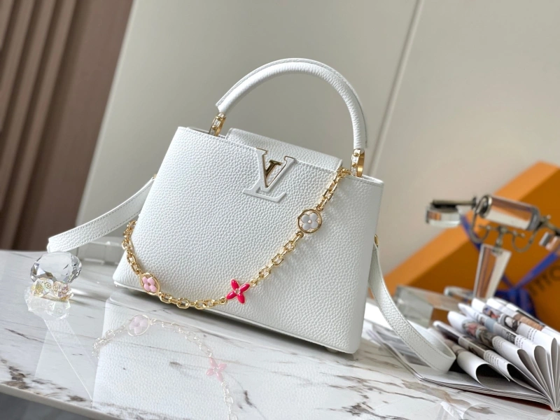 LV Capucines Bags 4365H-0086