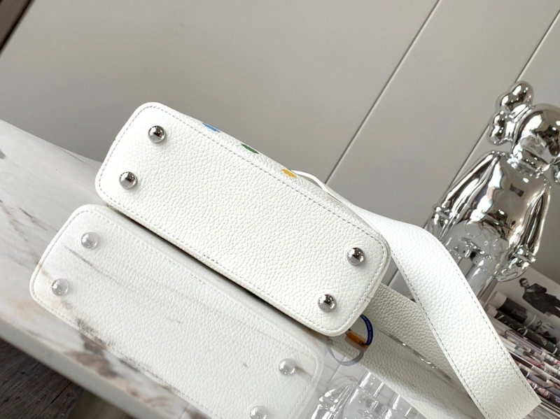 LV Capucines Bags 4365H-0096