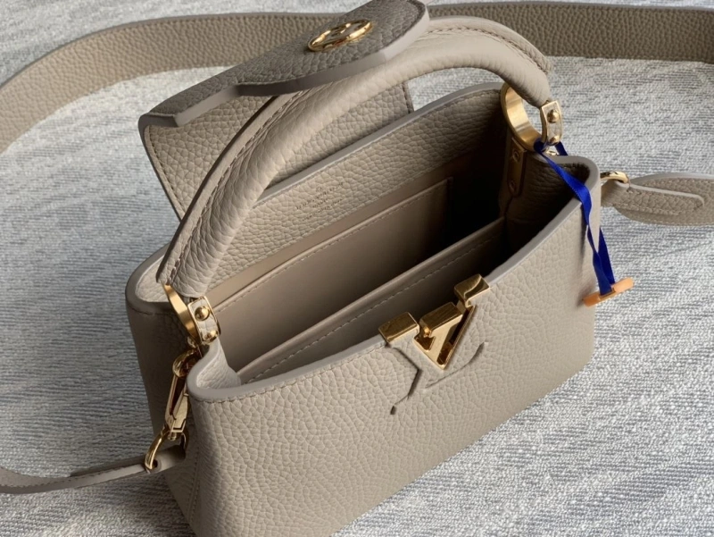 LV Capucines Bags 4365H-0098