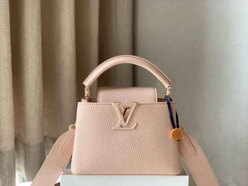 LV Capucines Bags 4365H-0102