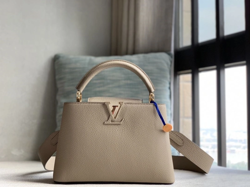LV Capucines Bags 4365H-0103