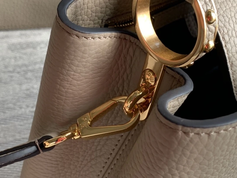 LV Capucines Bags 4365H-0103