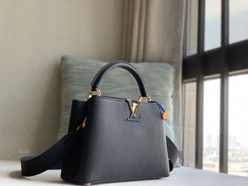 LV Capucines Bags 4365H-0104