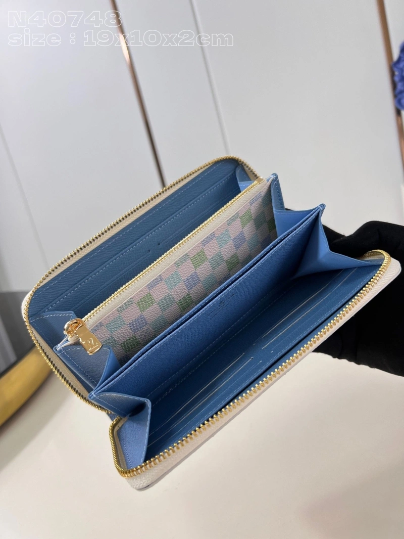 LV Wallets 4365H-0181