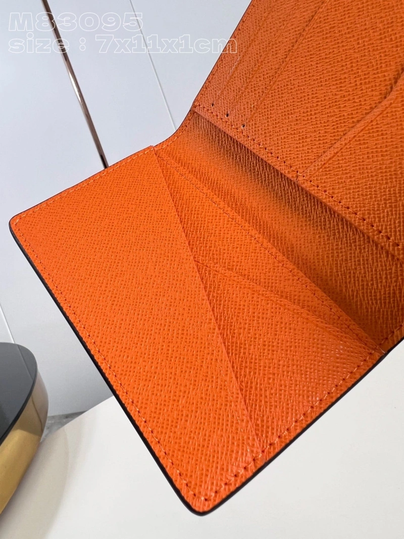 LV Wallets 4365H-0207