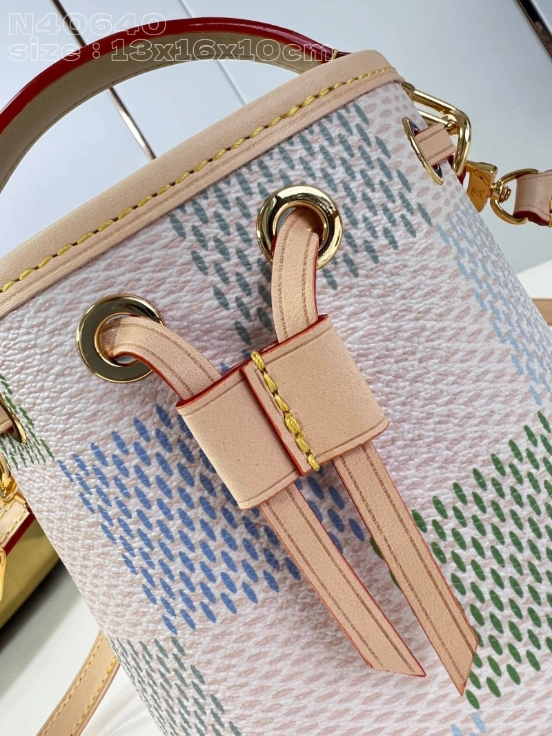 LV Wallets 4365H-0224