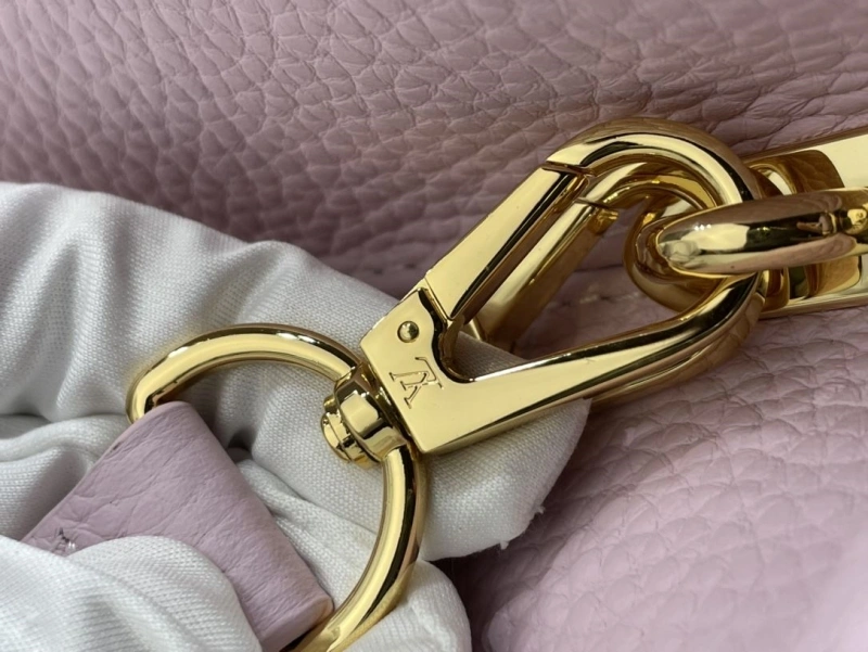 LV Capucines Bags 4365H-0253